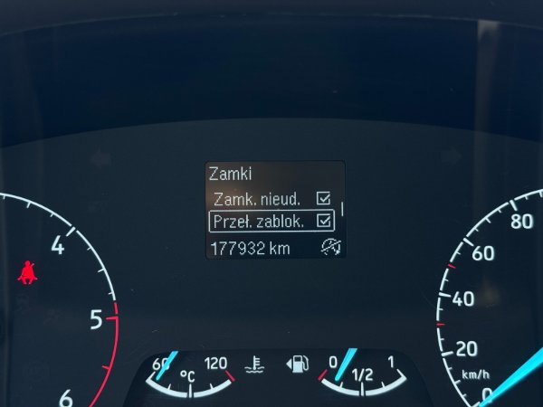 Zdjęcie samochodu 33