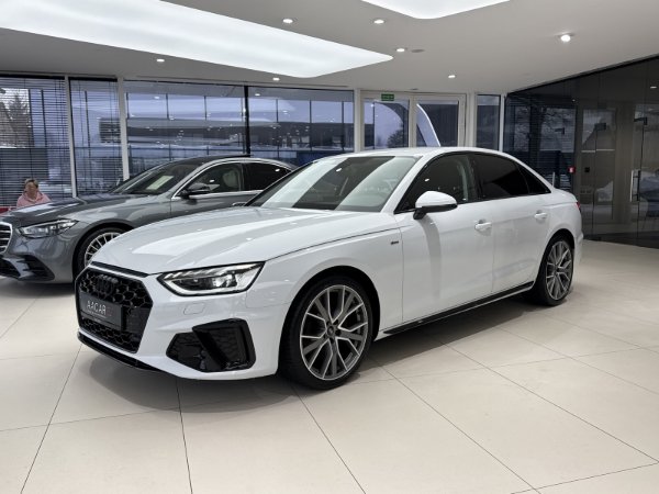 Audi A4 Limousine