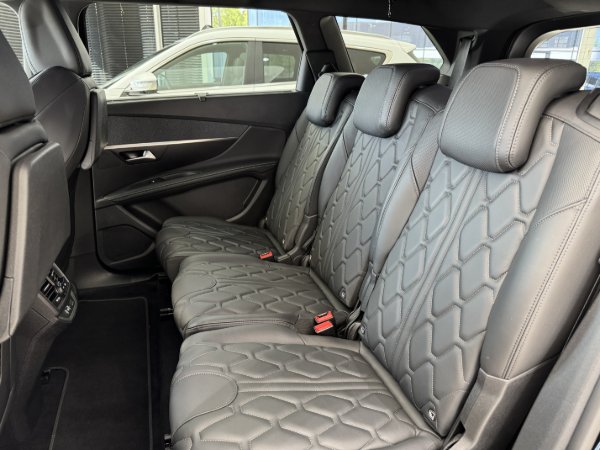 Zdjęcie samochodu 12