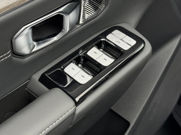 Zdjęcie samochodu 14
