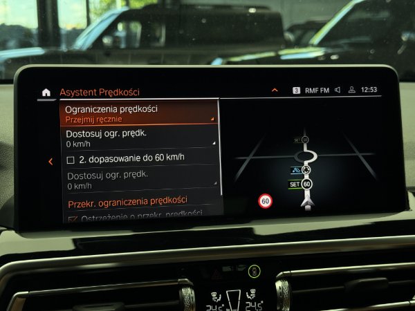Zdjęcie samochodu 35
