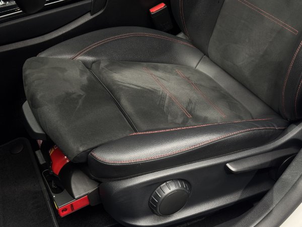 Zdjęcie samochodu 12