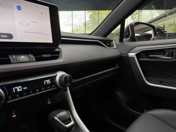 Zdjęcie samochodu 29